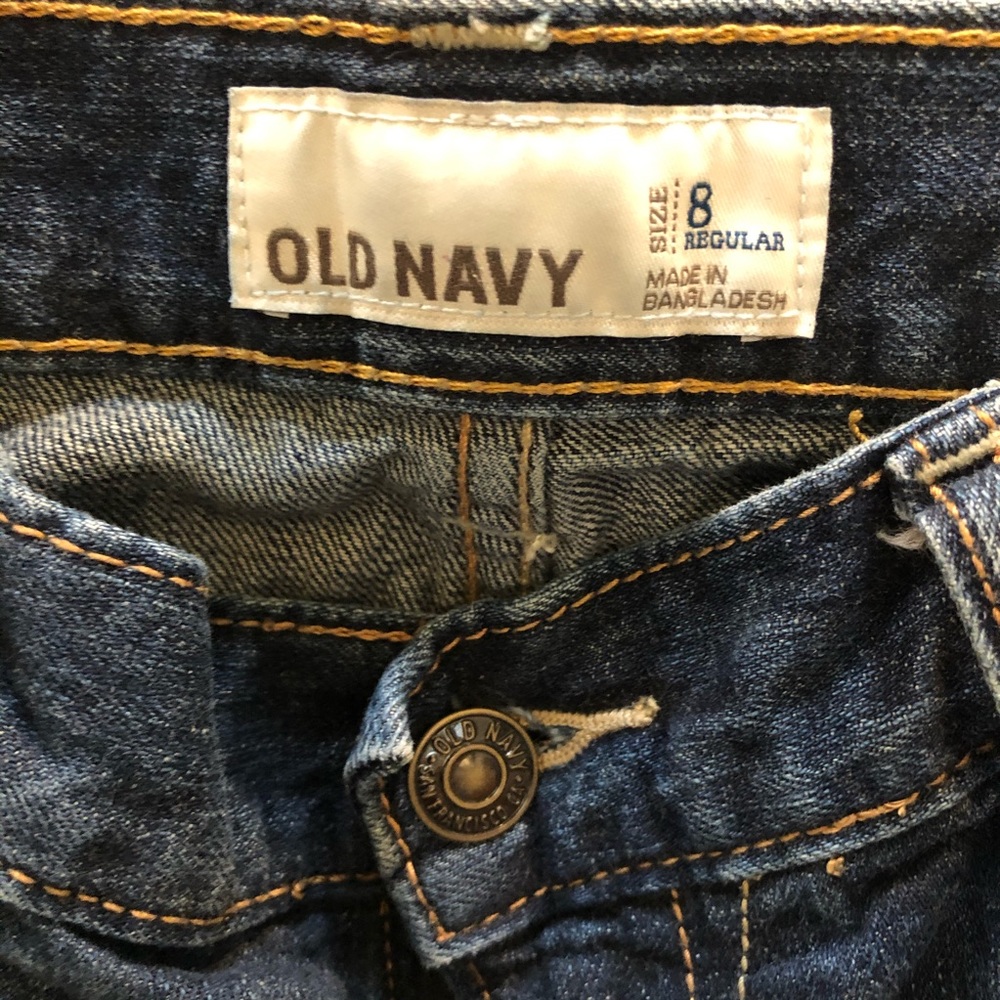 Old Navy Cropped Mom Jean
